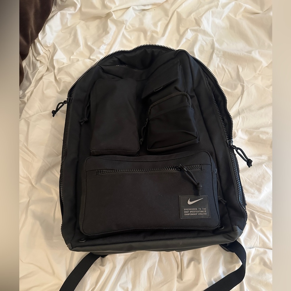 Nike Utility Elite 32L Training Backpack